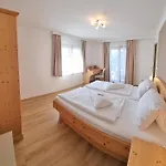 לינה וארוחת בוקר Haus Falle