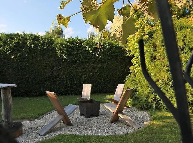 Haus Falle Bed & Breakfast 3*