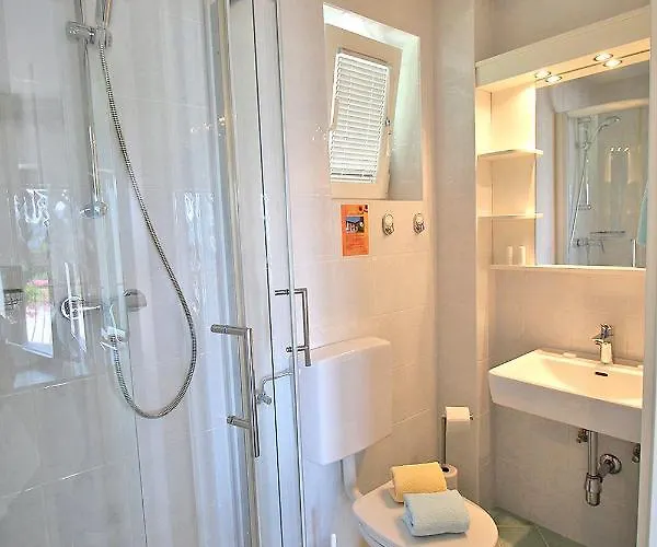 Haus Falle Bed & Breakfast 3*