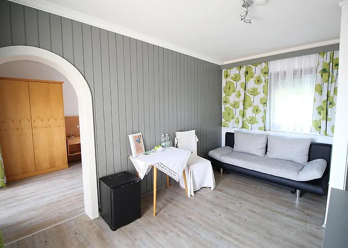 Bed & Breakfast Haus Falle