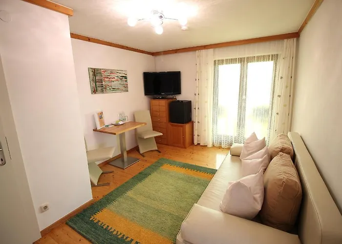 Bed & Breakfast Haus Falle Schiefling am See