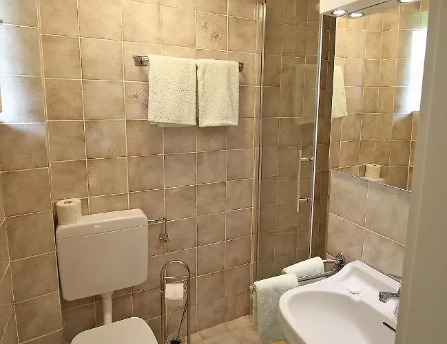 Bed & Breakfast Haus Falle 3*