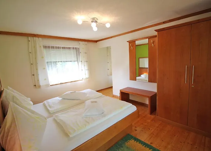 Haus Falle Bed & Breakfast