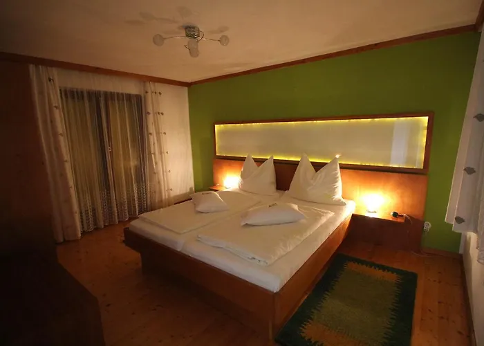 Haus Falle Bed & Breakfast